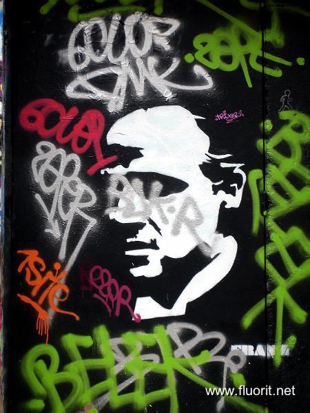 graf_marlon_brando.jpg - Graffiti - gens célèbres - Marlon brando pochoir  © fluorit